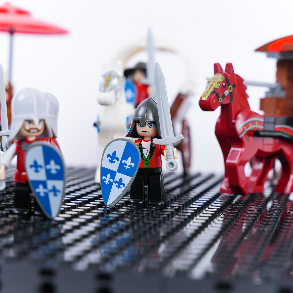 Medieval War Chariot Building Block Set with 12 Minifigures X751