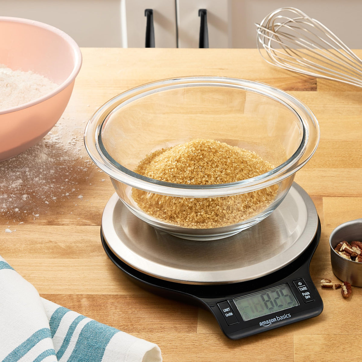 Digital Kitchen Scale with LCD Display, Black and Stainless Steel T650394