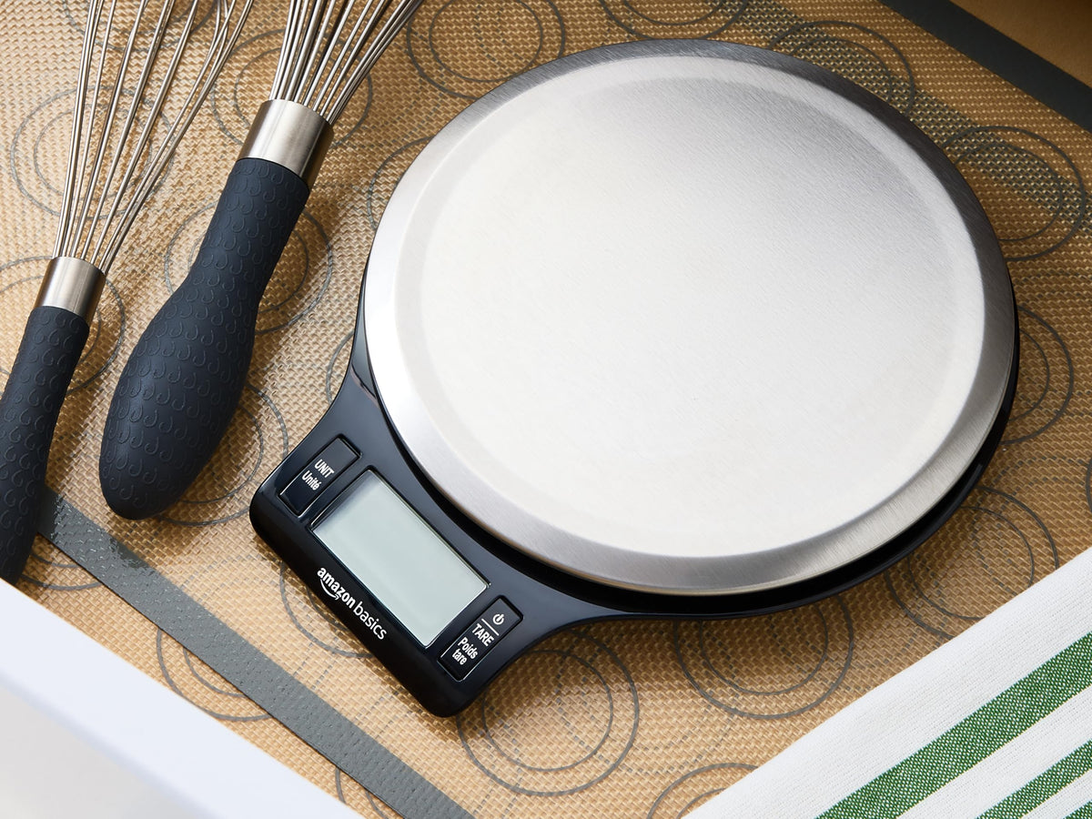Digital Kitchen Scale with LCD Display, Black and Stainless Steel T650394